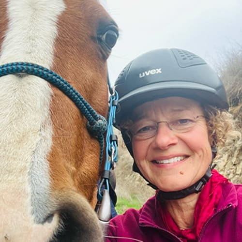 Dr. Nicola Mohr, Capitola Veterinarian